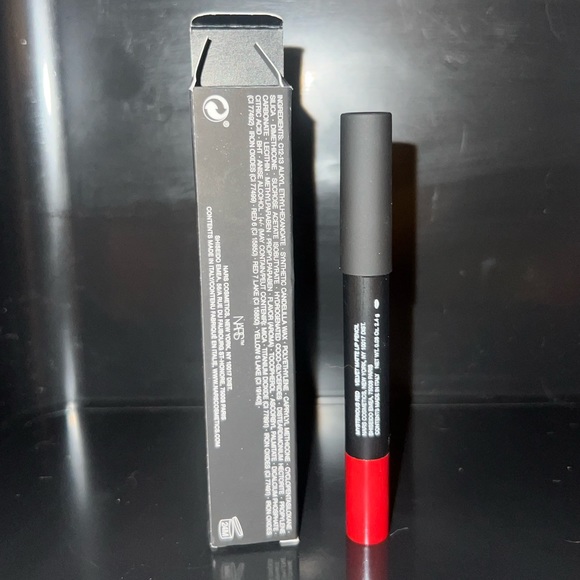 Nars Velvet Matte Lip Pencil-Mysterious Red. Dark, Define, Sexy, Liner, Flirt - Picture 4 of 8